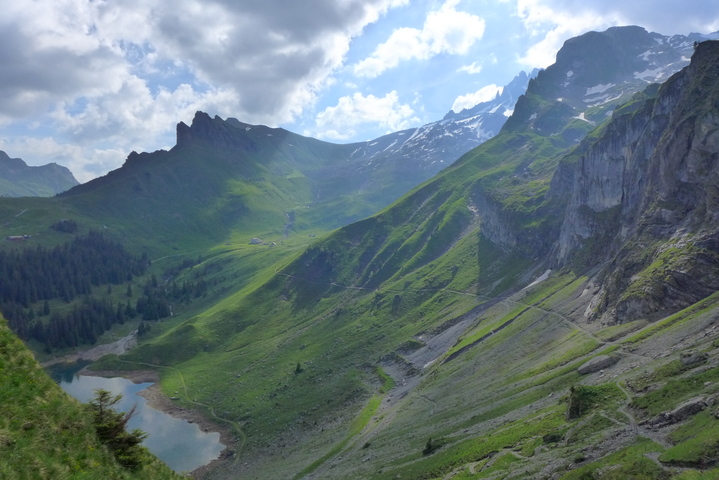 slideshow image